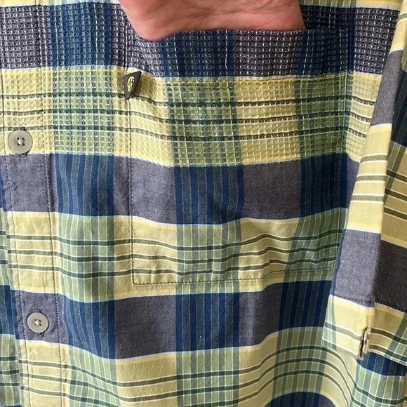 North Face 100% Cotton A5 Series Plaid Button Down Shirt Large Blue Green Camp - Picture 9 of 17